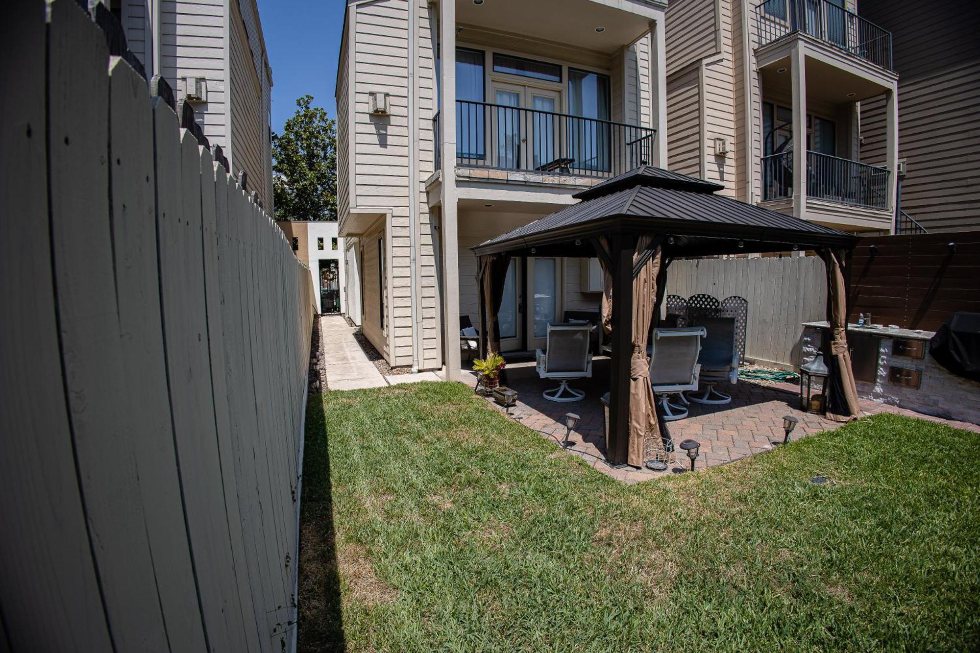 Casablanca 1 Apartment Houston Exterior photo